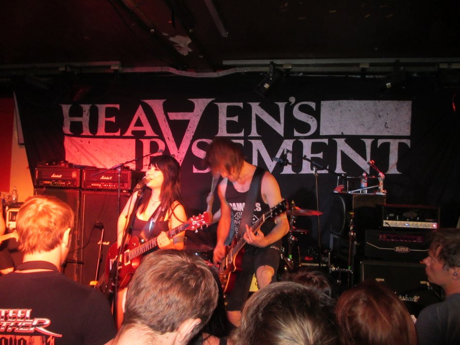 heavens_basement_skarlett_riot_2013-07-18 20-48-32